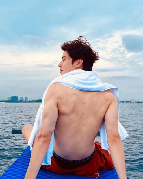 재산 100억원 미남 vs 재산 1조원 당신.jpg_1.jpg