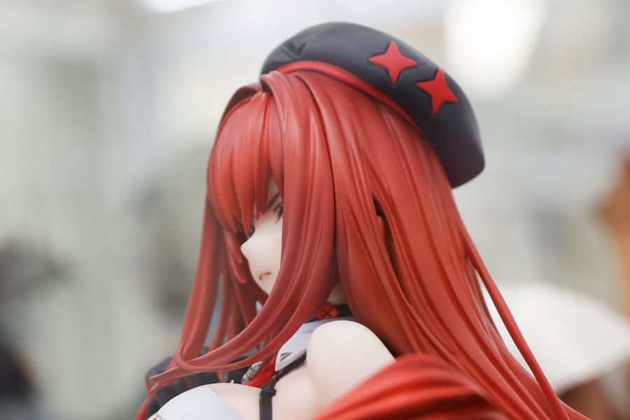 [플레어] 승리의 여신: 니케 - 라피: 레드 후드 전시 사진 2_5.jpg