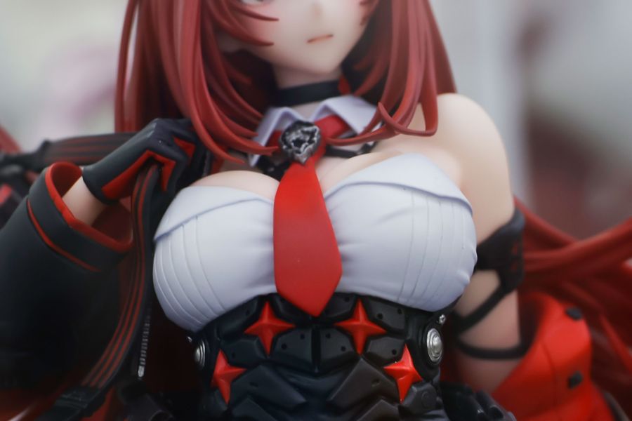 [플레어] 승리의 여신: 니케 - 라피: 레드 후드 전시 사진 2_6.jpg