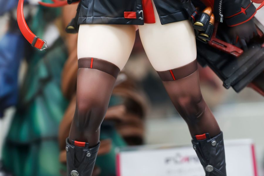 [플레어] 승리의 여신: 니케 - 라피: 레드 후드 전시 사진 2_10.jpg