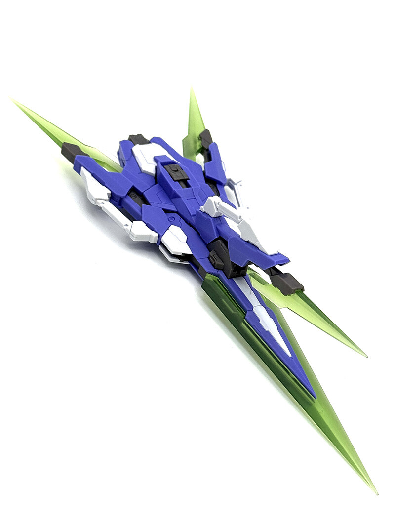 분할해놓고 도색으로 덮는 메탈빌드가 있다?_3.jpg