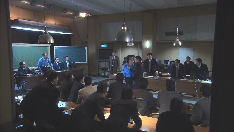 "전설이라고 불리우던 형사가, 이게 무슨 추태입니까?"_24.jpg