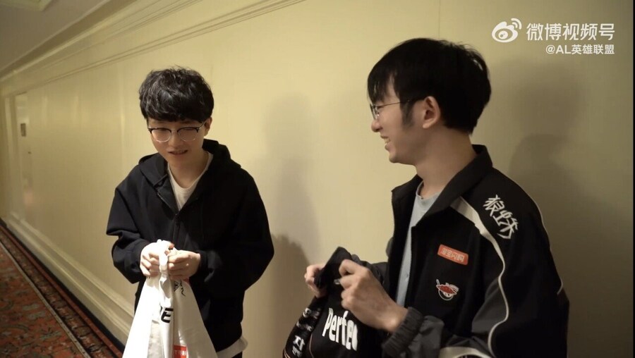 롤) 오 al 다큐에 kt 나온다_1.jpg