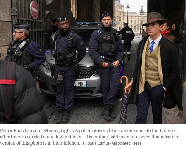 요즘 프랑스에서 인기인이 된 청년_1.png