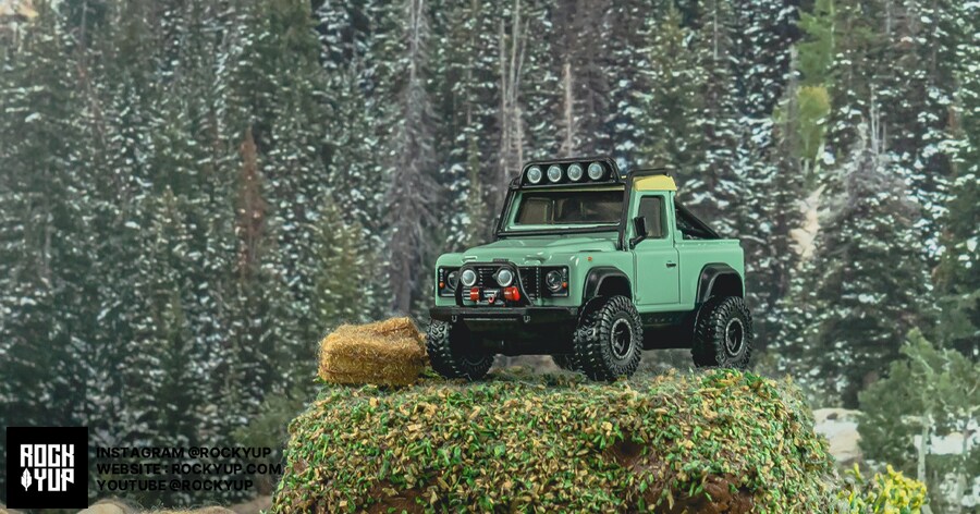 1/64 핫휠엘리트 랜드로버 디펜더90 픽업 민트_14.png