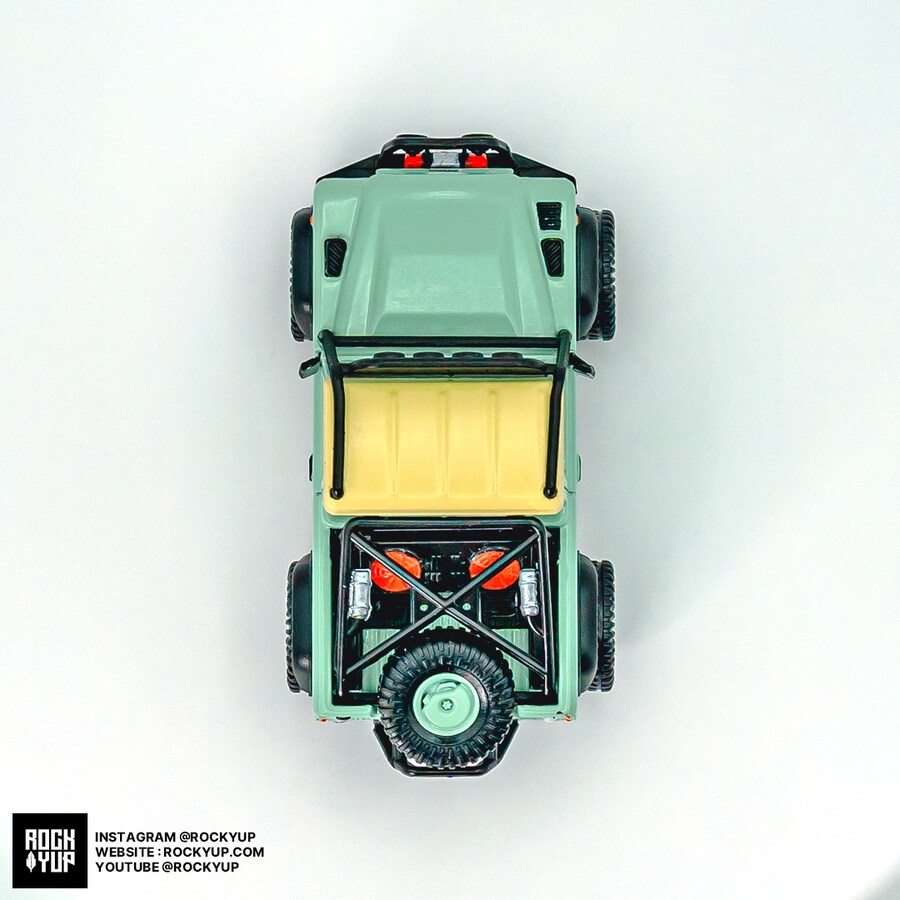 1/64 핫휠엘리트 랜드로버 디펜더90 픽업 민트_38.png