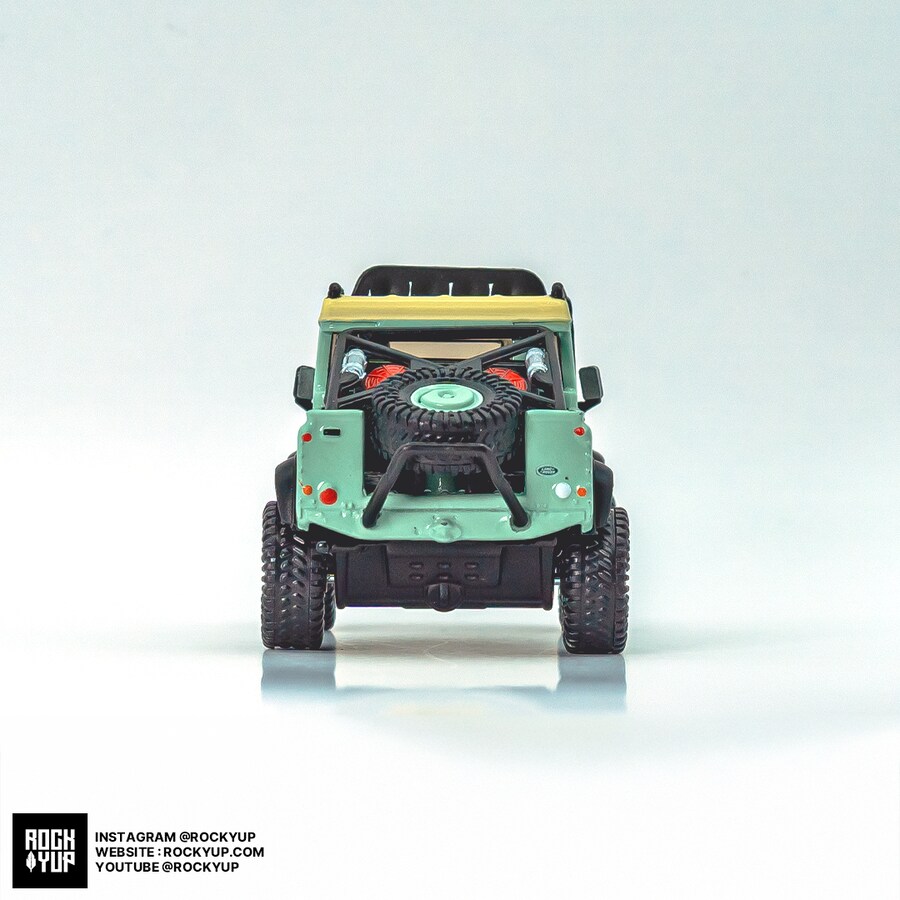 1/64 핫휠엘리트 랜드로버 디펜더90 픽업 민트_42.png