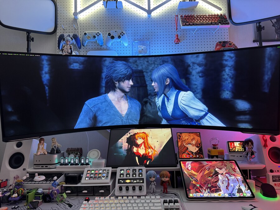 7680X2160 해상도에서 플레이!_1.jpg