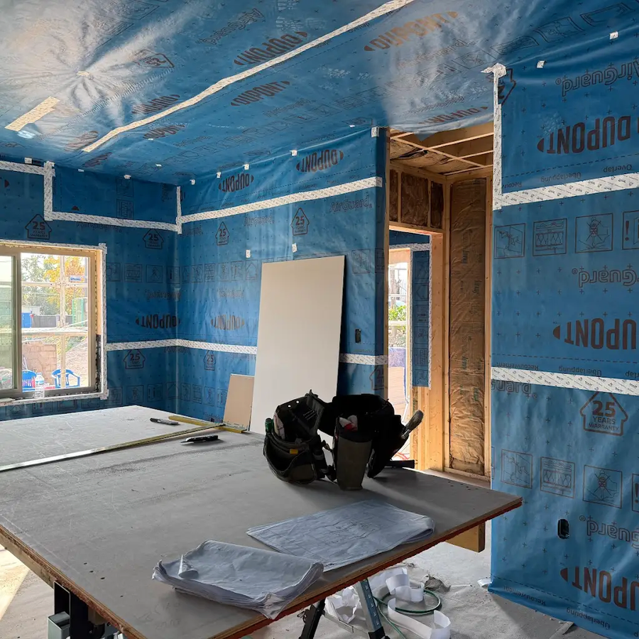 독립유공자 후손 집짓기에 참여한 버튜버_5.webp