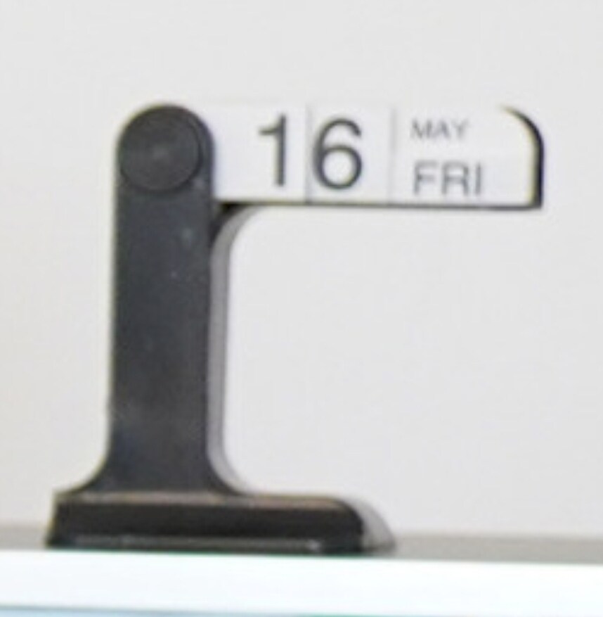 이번 시즌 그리팅 비하인드 사진의 숨은 디테일들_3.jpg