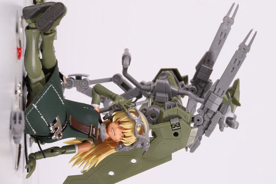 테무에서 구매한 걸프라 소품_7.jpg