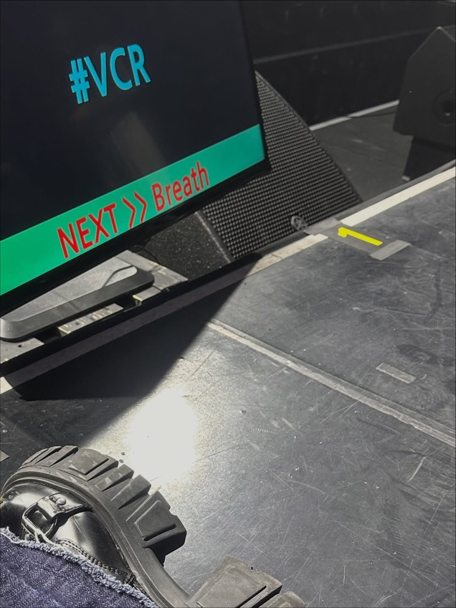 안녕하세요, 퍼플키스 이레입니다.저희 퍼플키스의 활동을 콘서트를 마지막으로 마무리하게 되었습니다.5년에 가까운 시간 동안 많은 분들께 사랑받을 수 있어 정말 감사하고 행복했 (3).jpg