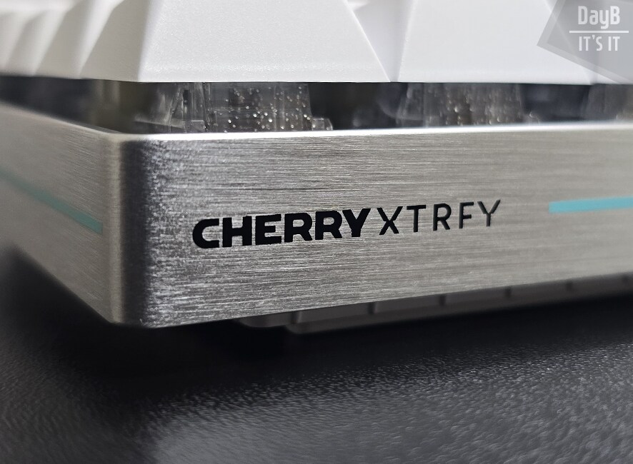 CHERRY XTRFY MX 8.2 PRO TMR TKL 마그네틱키보드 후기_11.png