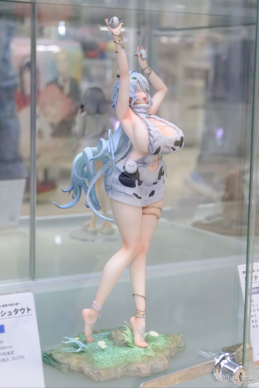 [하나비] 1/6 승리의 여신: 니케 - 트리나 전시 사진_2.jpg