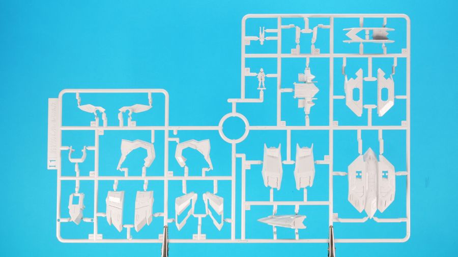 MG 건담 발바토스 루프스 조립 과정 사진 (스크롤 주의)_15.jpg