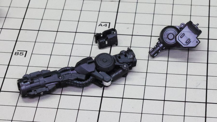 MG 건담 발바토스 루프스 조립 과정 사진 (스크롤 주의)_66.jpg