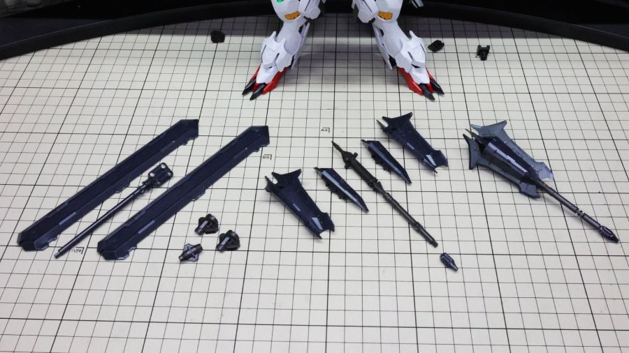 MG 건담 발바토스 루프스 조립 과정 사진 (스크롤 주의)_137.jpg