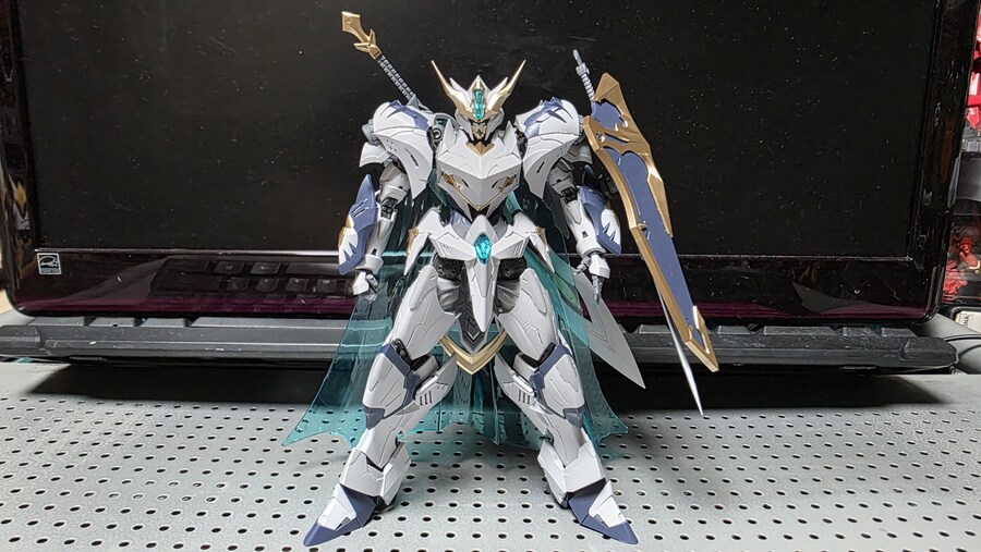 [SNAA] 1/144 거신검 트리스탄_1.jpg