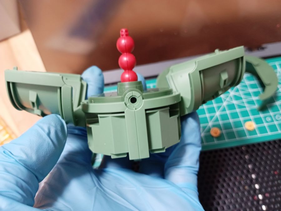 HGFC 1/144 만다라 건담 조립 진행 리뷰_28.jpg