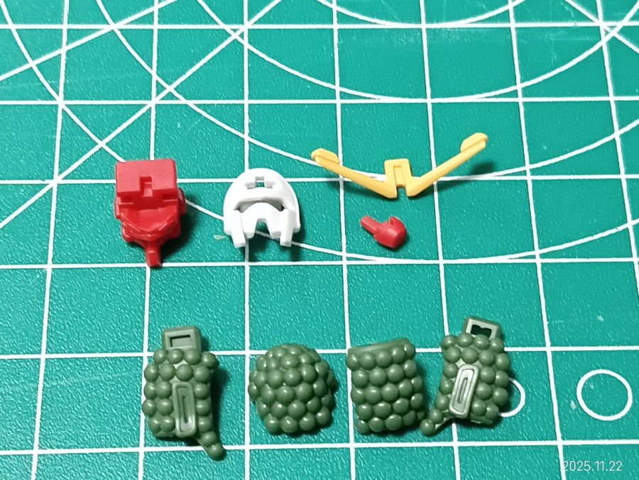 HGFC 1/144 만다라 건담 조립 진행 리뷰_41.jpg