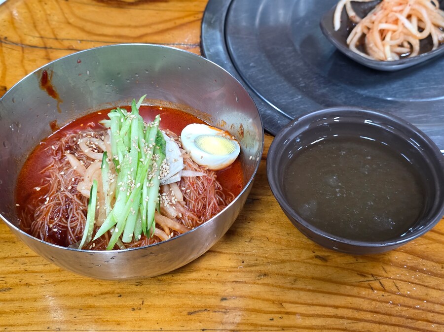 쌀쌀할 때는 냉면이지_3.png