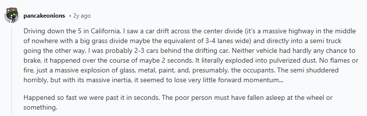 애스크레딧)대낮에 본 것 중 가장 소름 끼치는 건 뭐였어?(1/5)_8.png