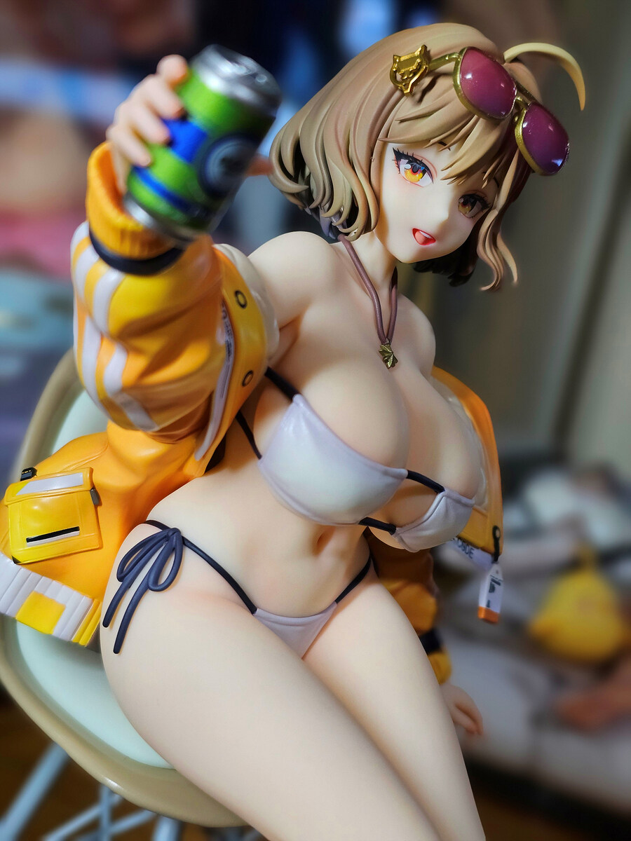 니케 아니스 수영복_1.jpg