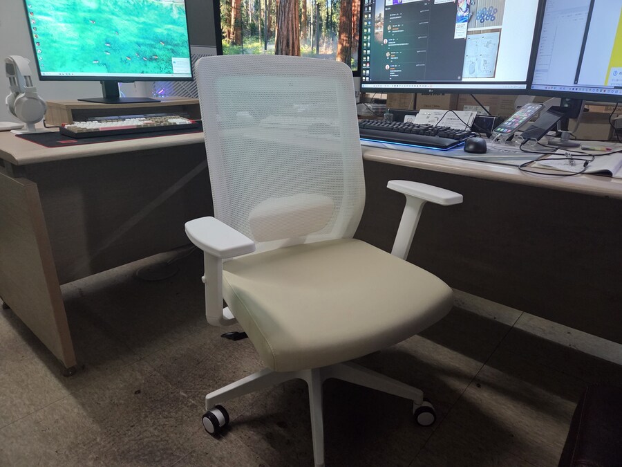 핏쳐 데스크체어 CB1 사용후기_1.jpg