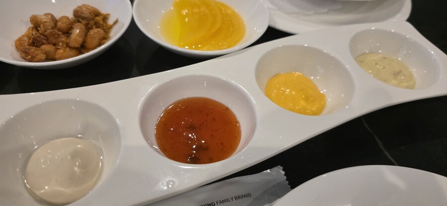 무탄한 생일 파티 feat.짜장면_7.png