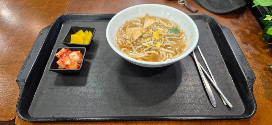 홈플러스에서 우동을 먹어봤습니다._1.jpg