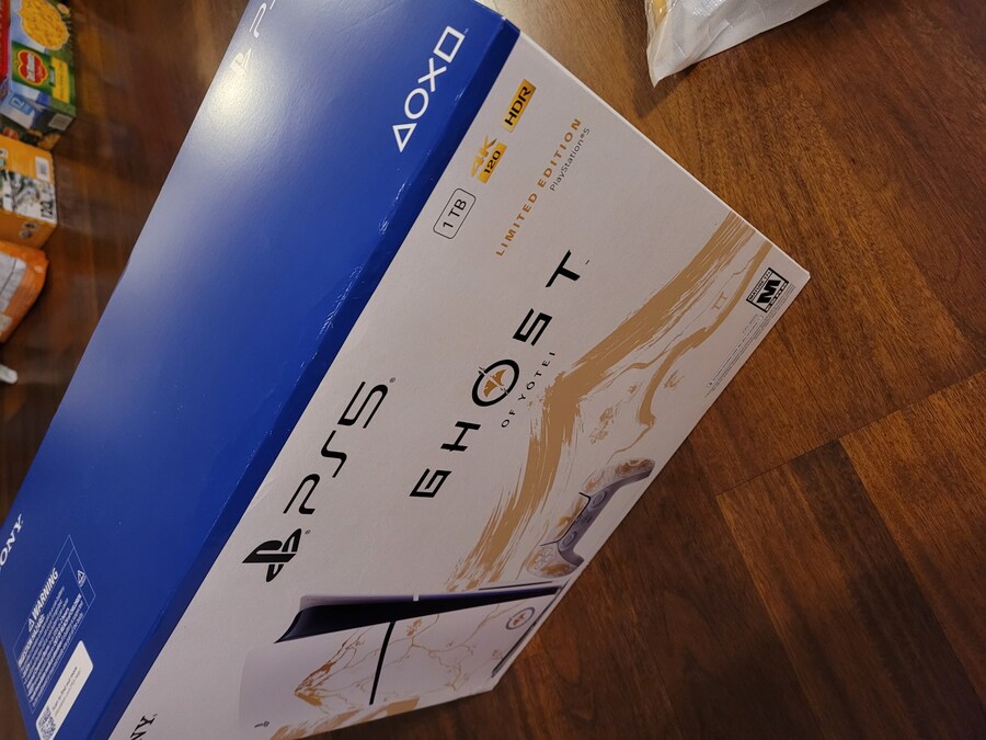 플스5 본체 -고스트 오브 요테이-한정판_2.jpg