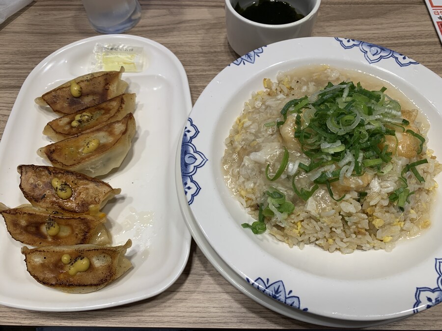 새우소스볶음밥 군만두_4.jpg