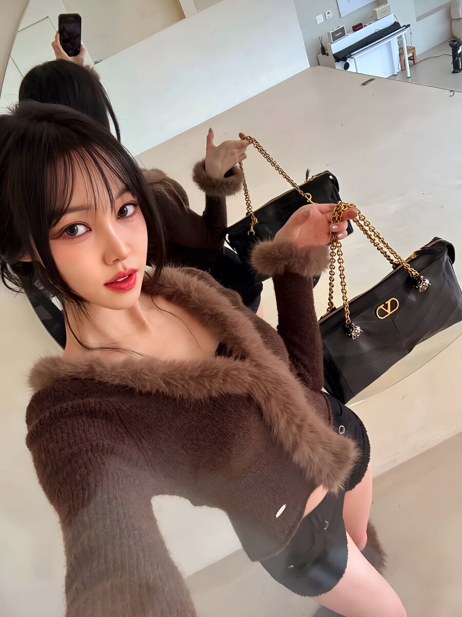 코피 쏟으며 끙끙 누워있습니다_5.png