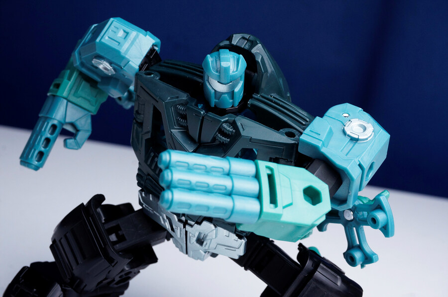 트랜스포머 에오프 마이크로너스 프라임_10.jpg