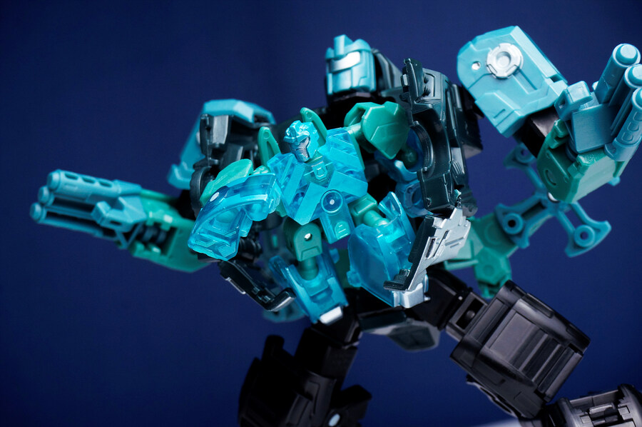 트랜스포머 에오프 마이크로너스 프라임_16.jpg