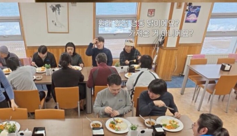 남극)베스트에 남극갈때 PPL 그릇가져간건 아닌거같은대...._1.png