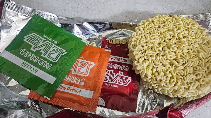 떡볶퀸 그리고 멕시칸볶음면_4.jpg