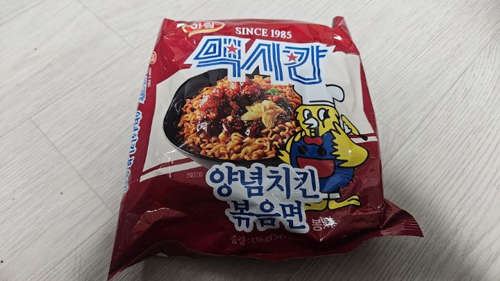 떡볶퀸 그리고 멕시칸볶음면_3.jpg