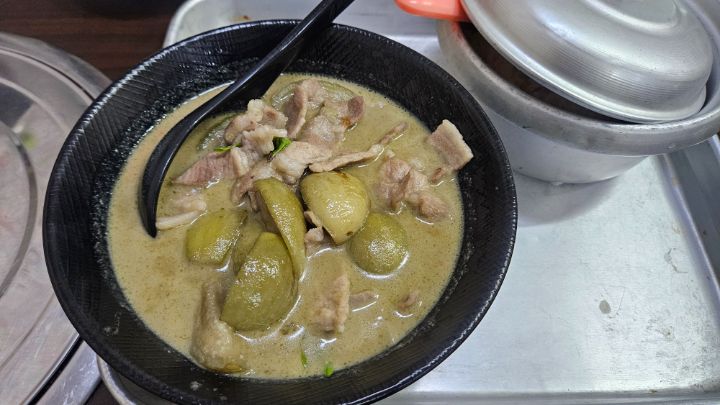 한국에서 가장 맛있는 태국음식 세종 빠쇼앱샙(그린커리 레드커리 커무양 등등)_23.jpg