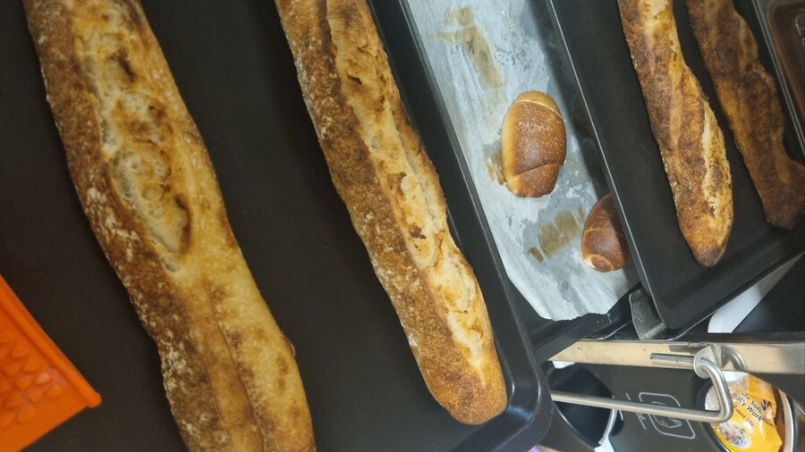 시오빵,감바스,바게트그리고 고구마_25.jpg