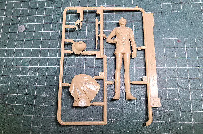 1/20, 1/100 샤아 아즈나블 피규어 도색_2.jpg