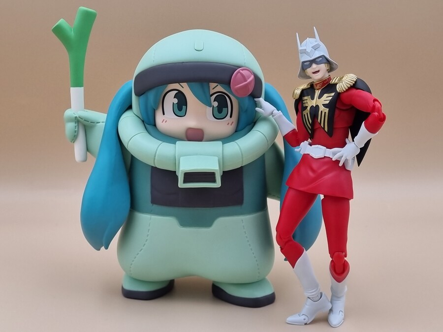 프라 외) 샤아는 오늘도 즐거워_1.jpg