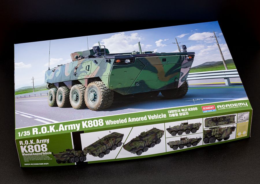 [아카데미 과학] 1/35 대한민국 육군 K808 차륜형 장갑차 샘플 런너 사진_1.png