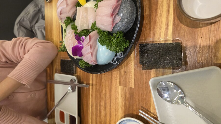 모란역) 생일상2 방어회_3.jpg