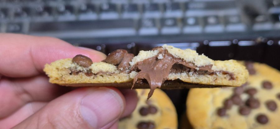 올리브영에서 밀카 센세이션 쿠키를 사먹어봤습니다._4.jpg