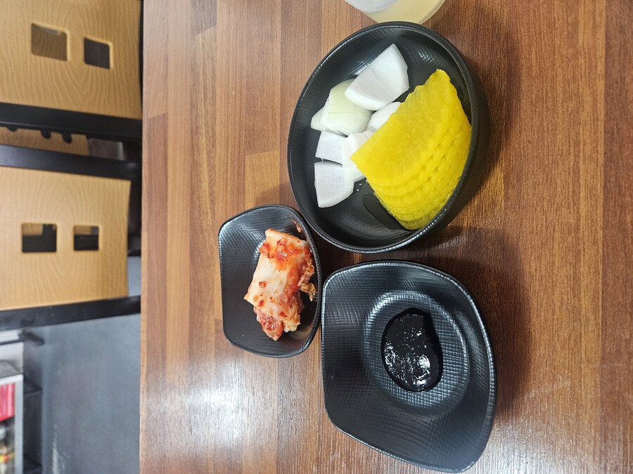 [음성] 오랜만에 계란후라이 주는 간짜장_2.jpg