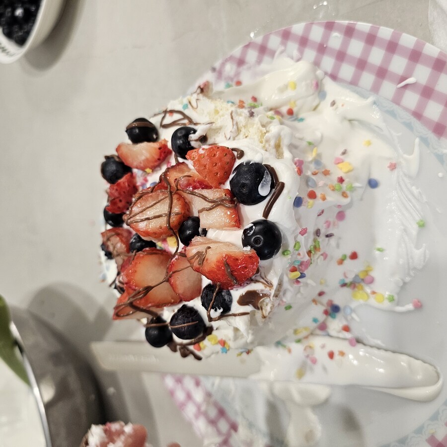 아이와 케이크를 만들어 봅니다_1.jpg