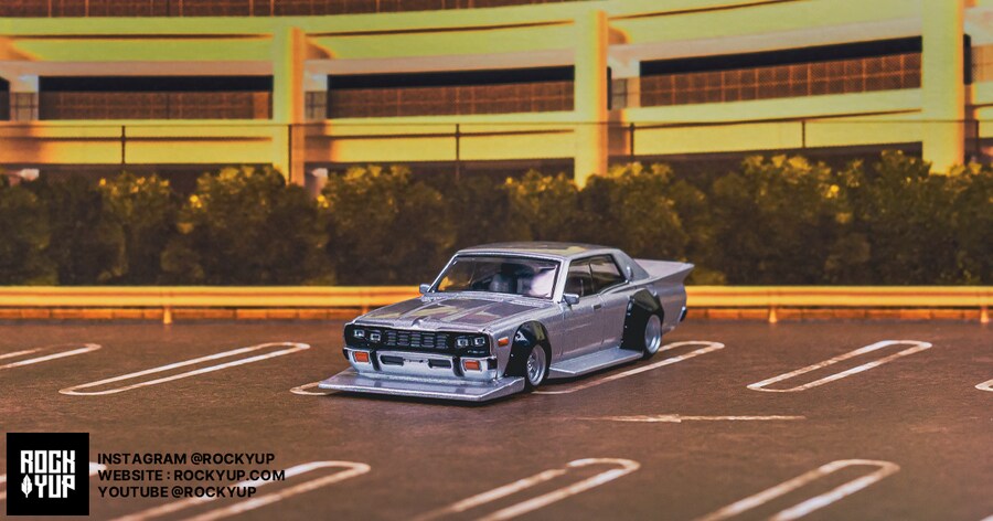 1/64 아오시마 닛산 캐드릭 1977 실버_6.png