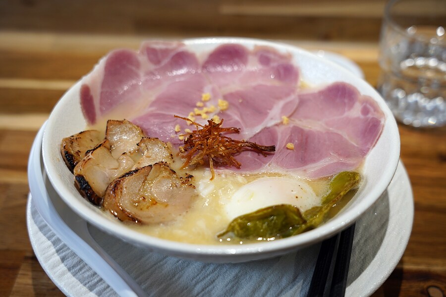 마치 꽃이 핀 토리파이탄_2.jpg