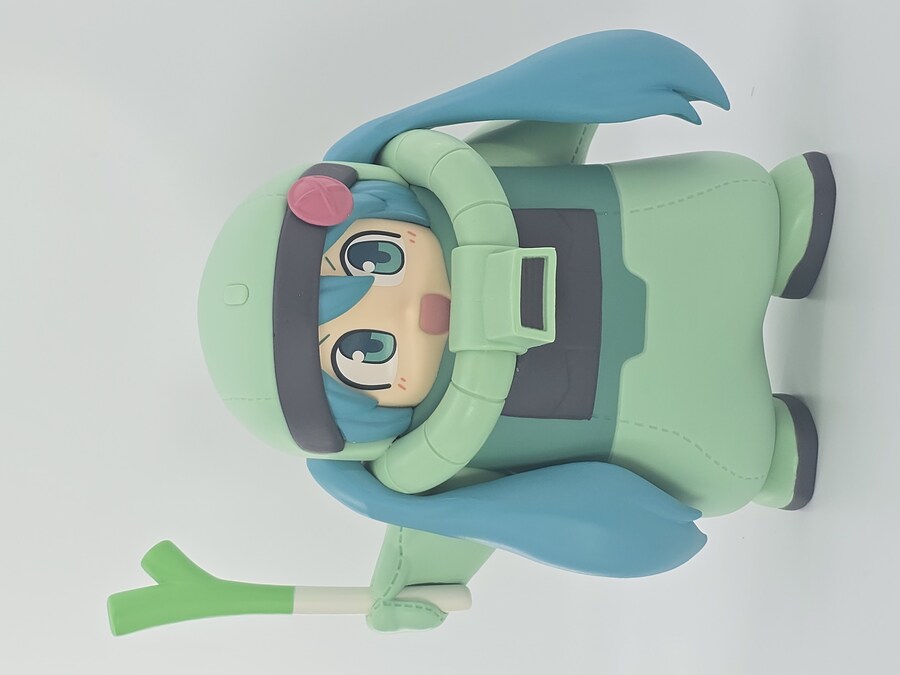 [반프] 건담 45주년 기념 자쿠구루미 미쿠_5.jpg